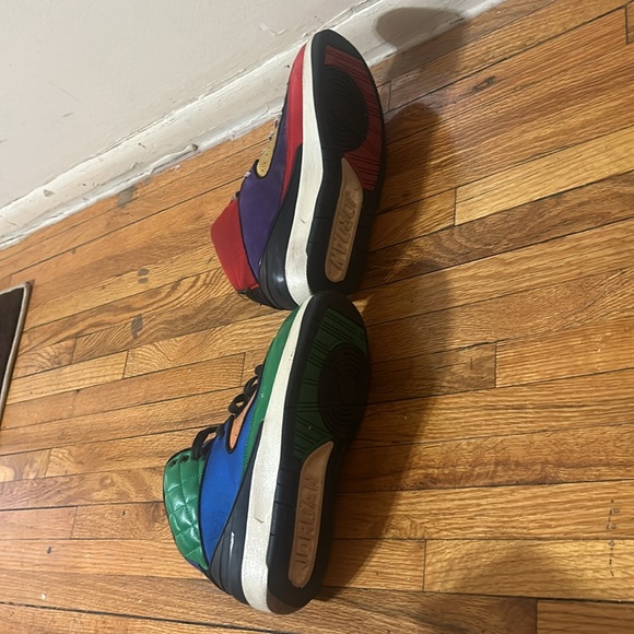 Multiple colored jordan’s Air Jordan 2 Retro - Picture 4 of 4